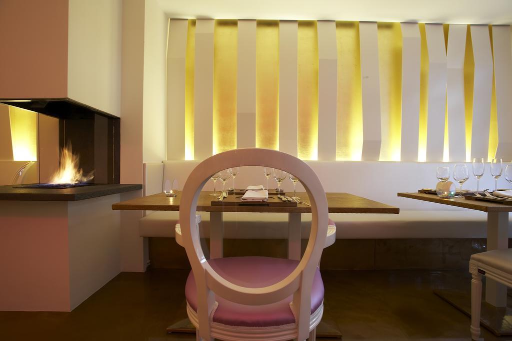 Der Zauberlehrling Otel Stuttgart Restoran fotoğraf